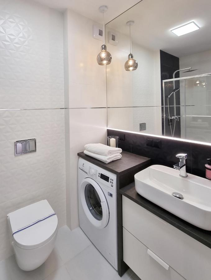 Apartament Alabaster - Basen, Sauna, Jacuzzi, Silownia, Restauracja - 365Pam Kołobrzeg Exteriör bild