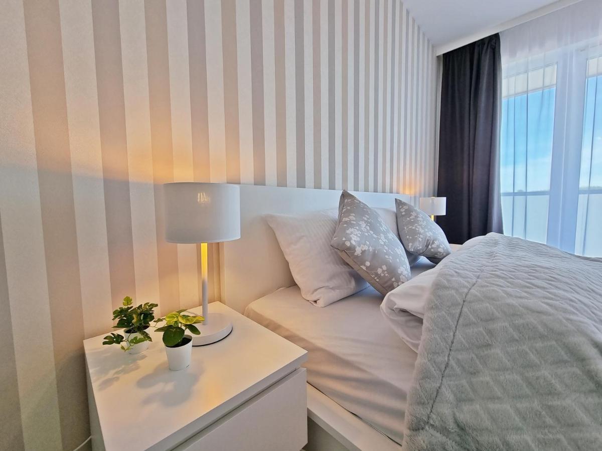 Apartament Alabaster - Basen, Sauna, Jacuzzi, Silownia, Restauracja - 365Pam Kołobrzeg Exteriör bild